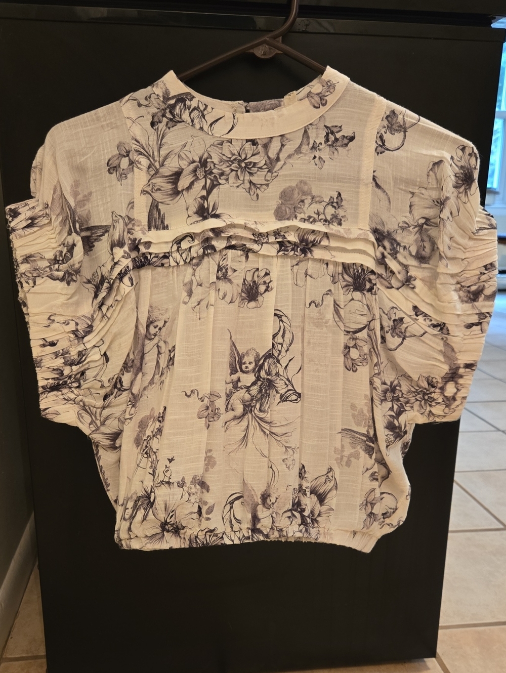 Women's White Angel Cherub Floral Crop Top